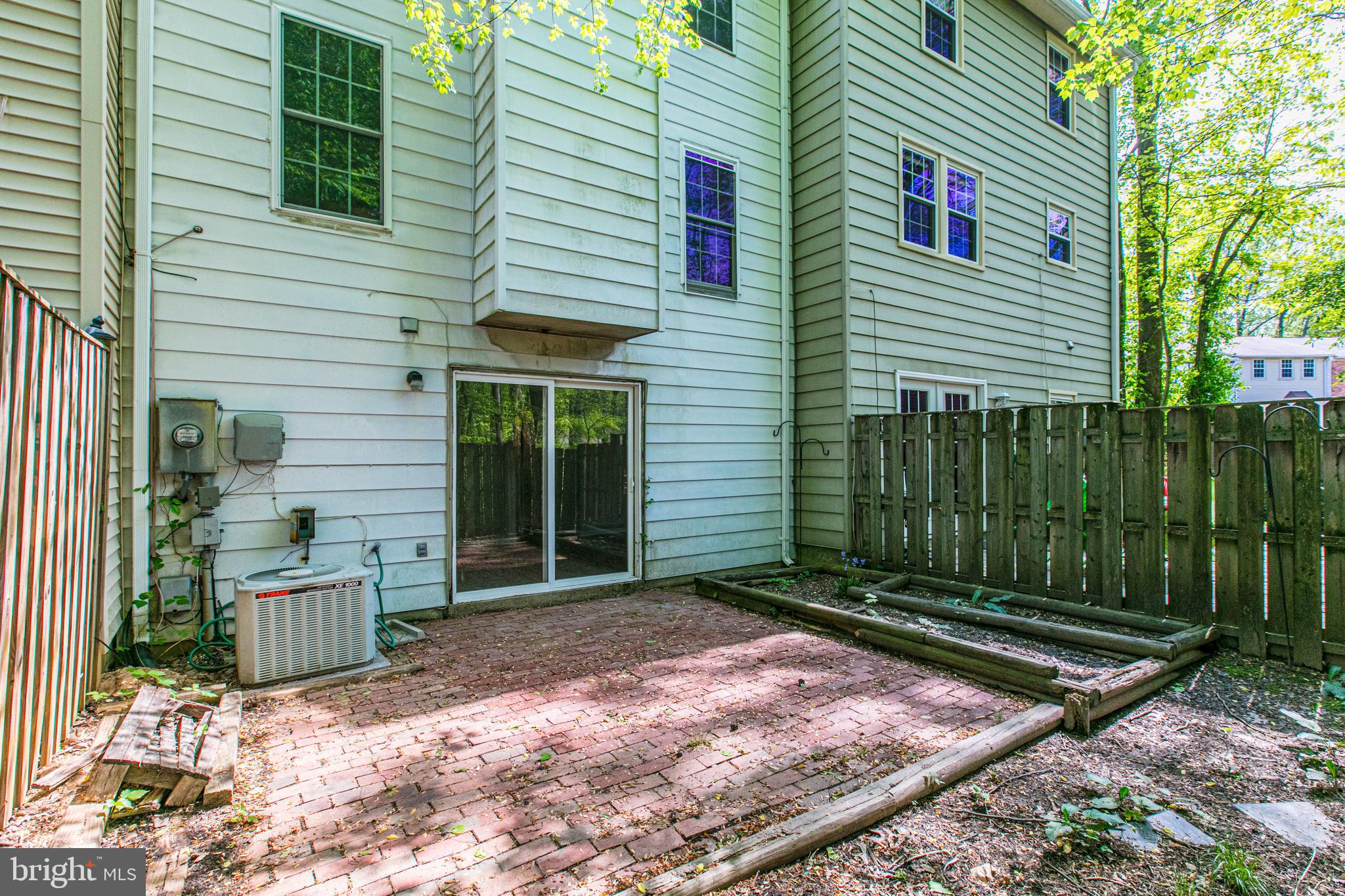 10103 WOOD GREEN WAY