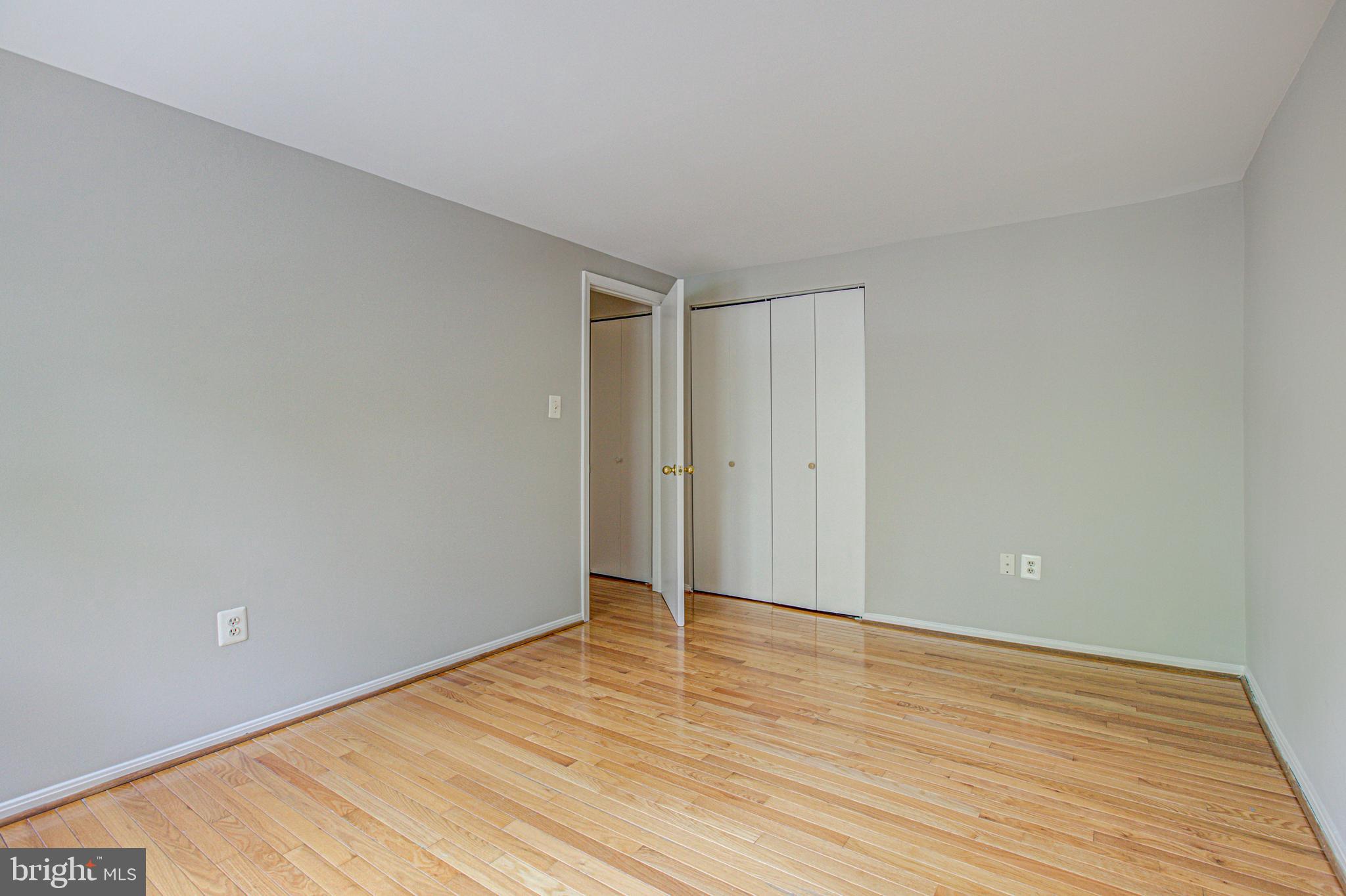 10103 WOOD GREEN WAY