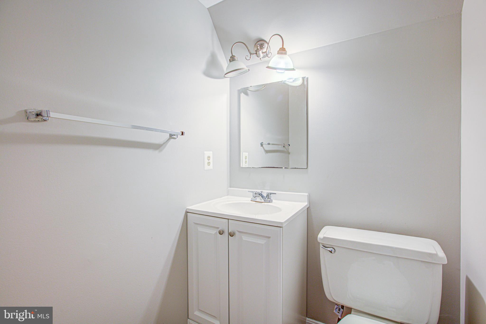 10103 WOOD GREEN WAY