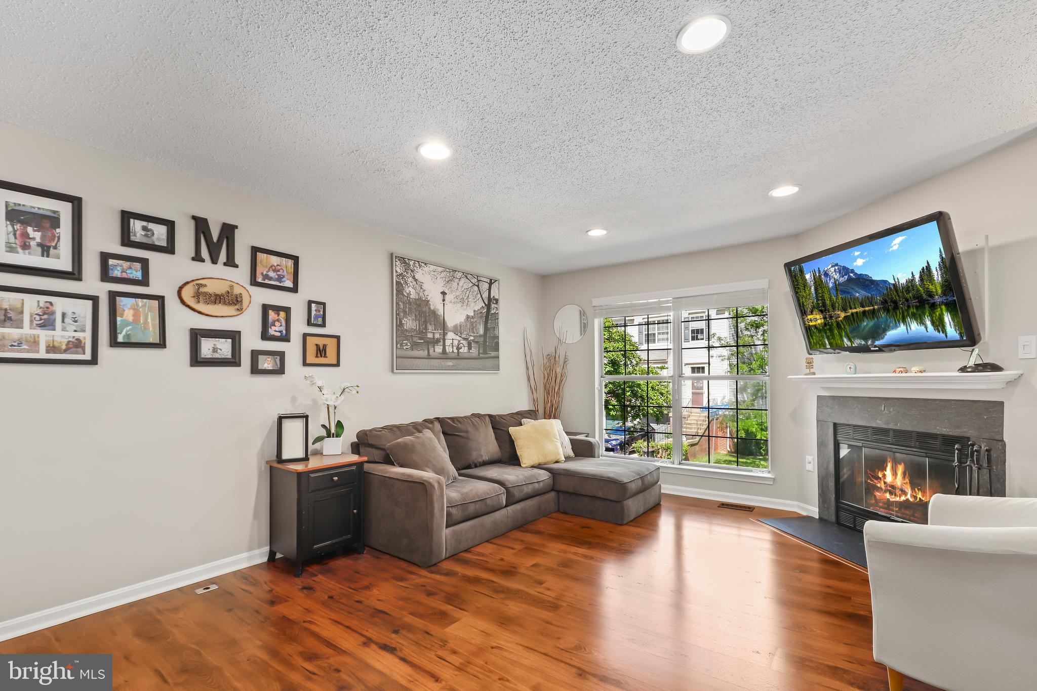 12294 Wye Oak Commons Cir #103