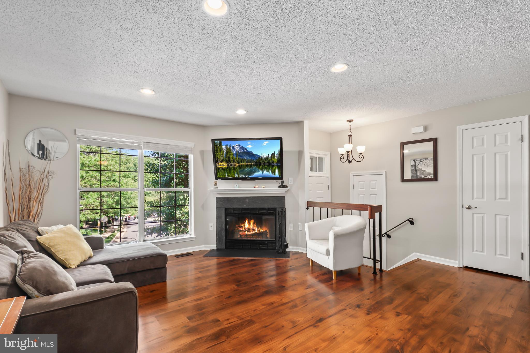 12294 Wye Oak Commons Cir #103