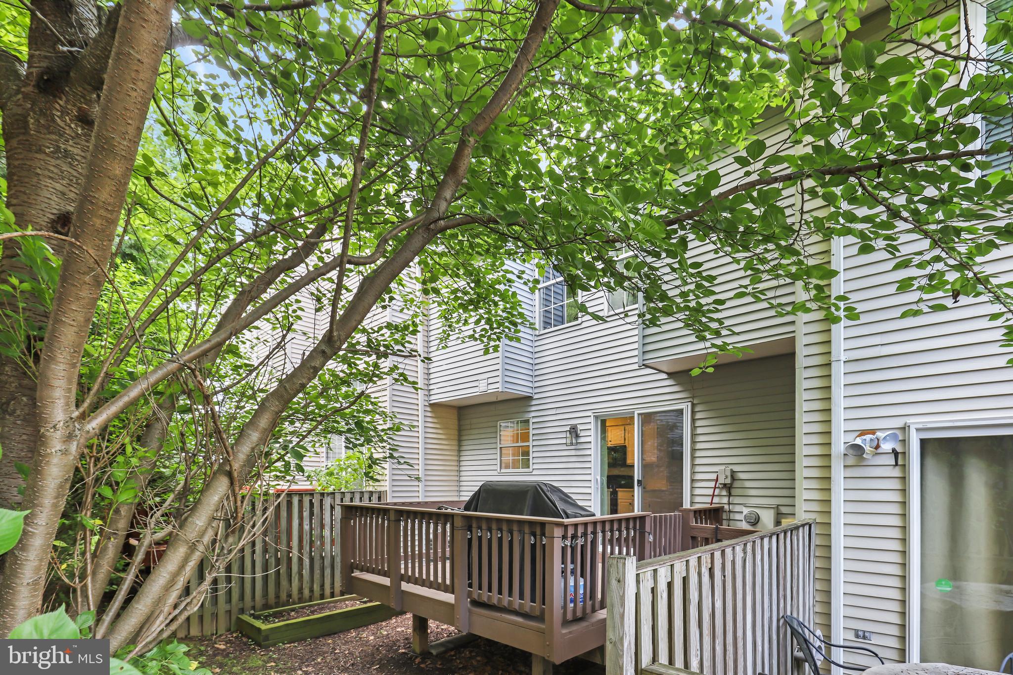 12294 Wye Oak Commons Cir #103