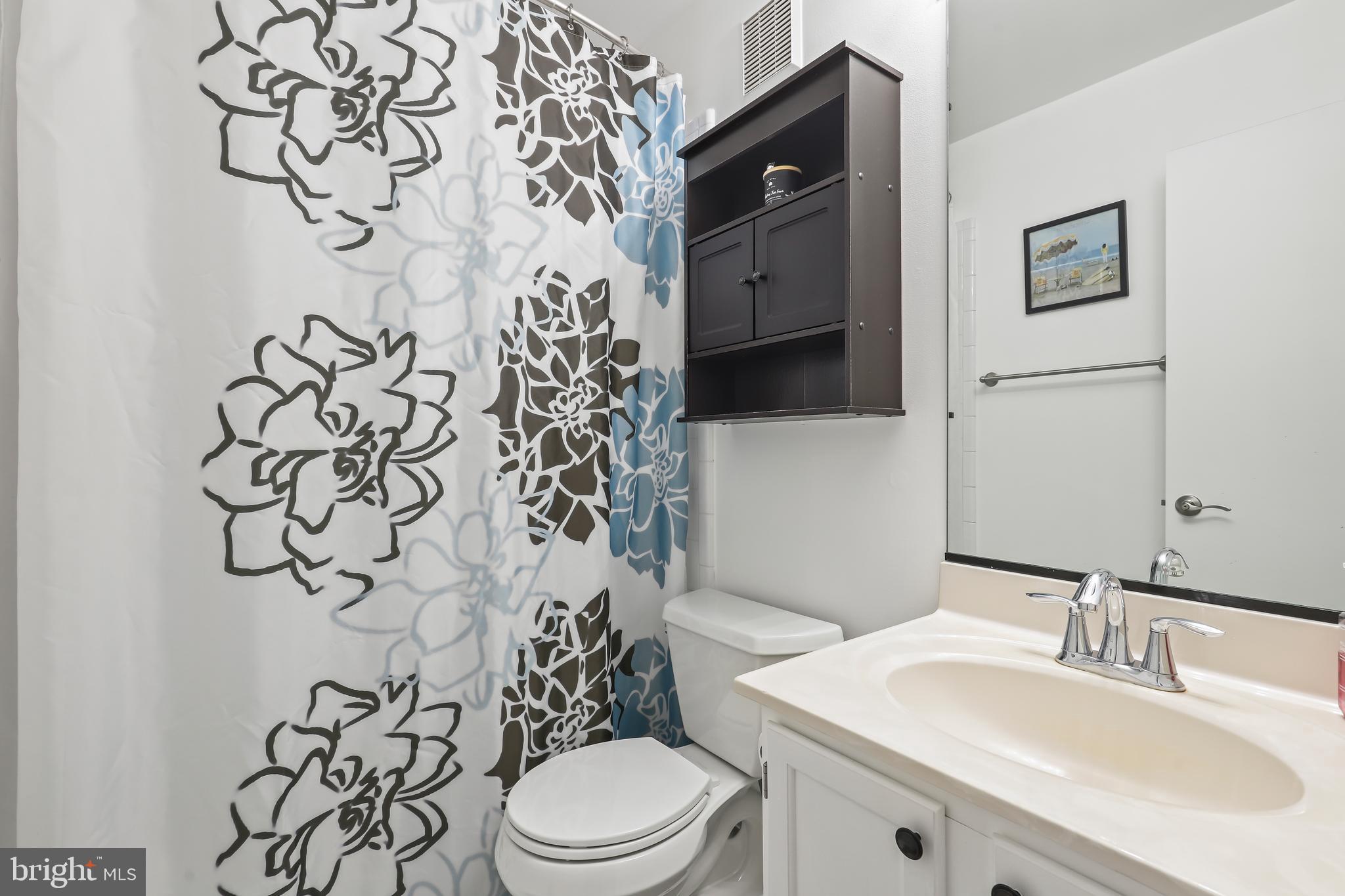 12294 Wye Oak Commons Cir #103