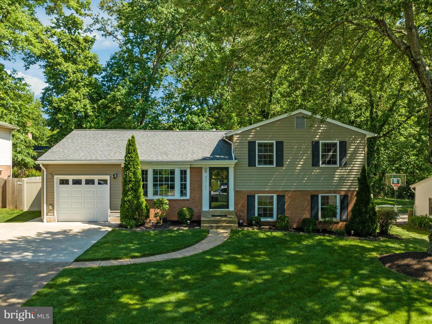 4315 Lees Corner Rd