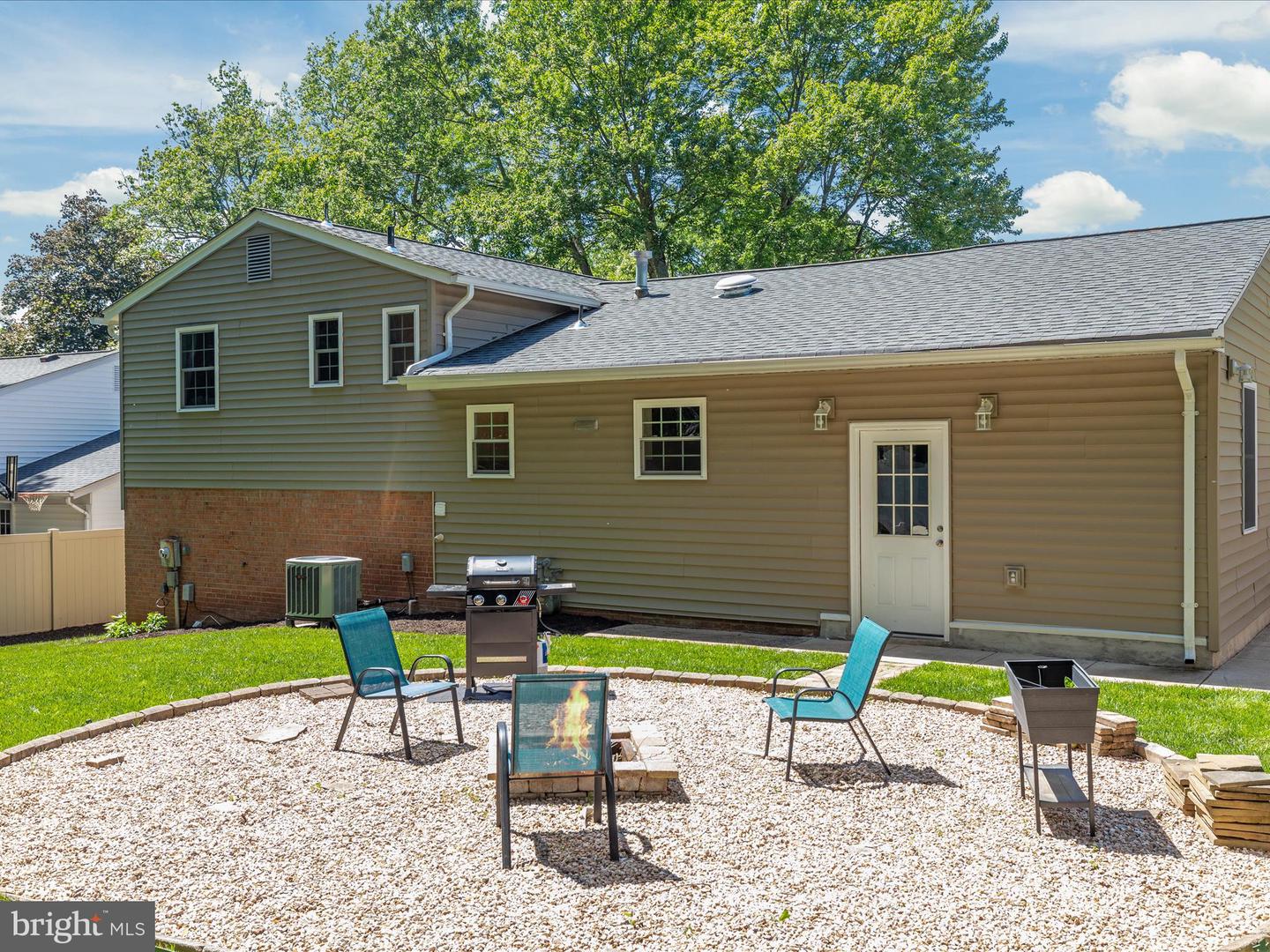4315 Lees Corner Rd