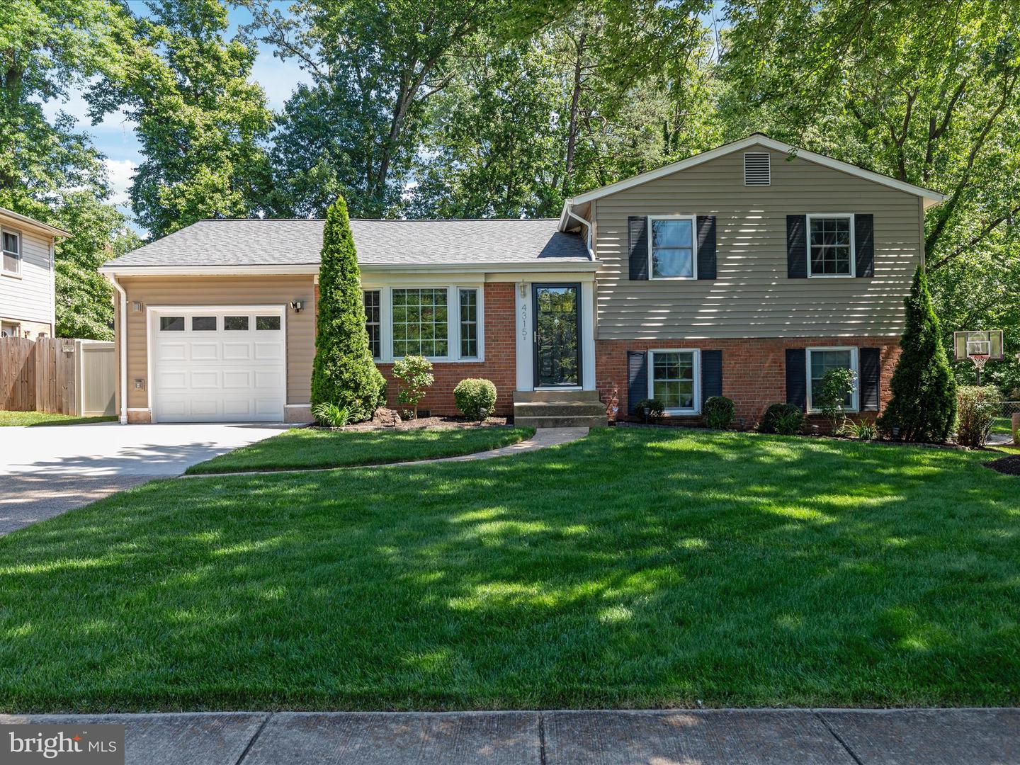 4315 Lees Corner Rd