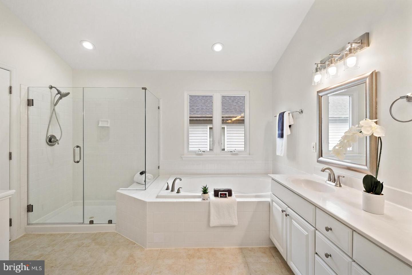3110 White Daisy Pl