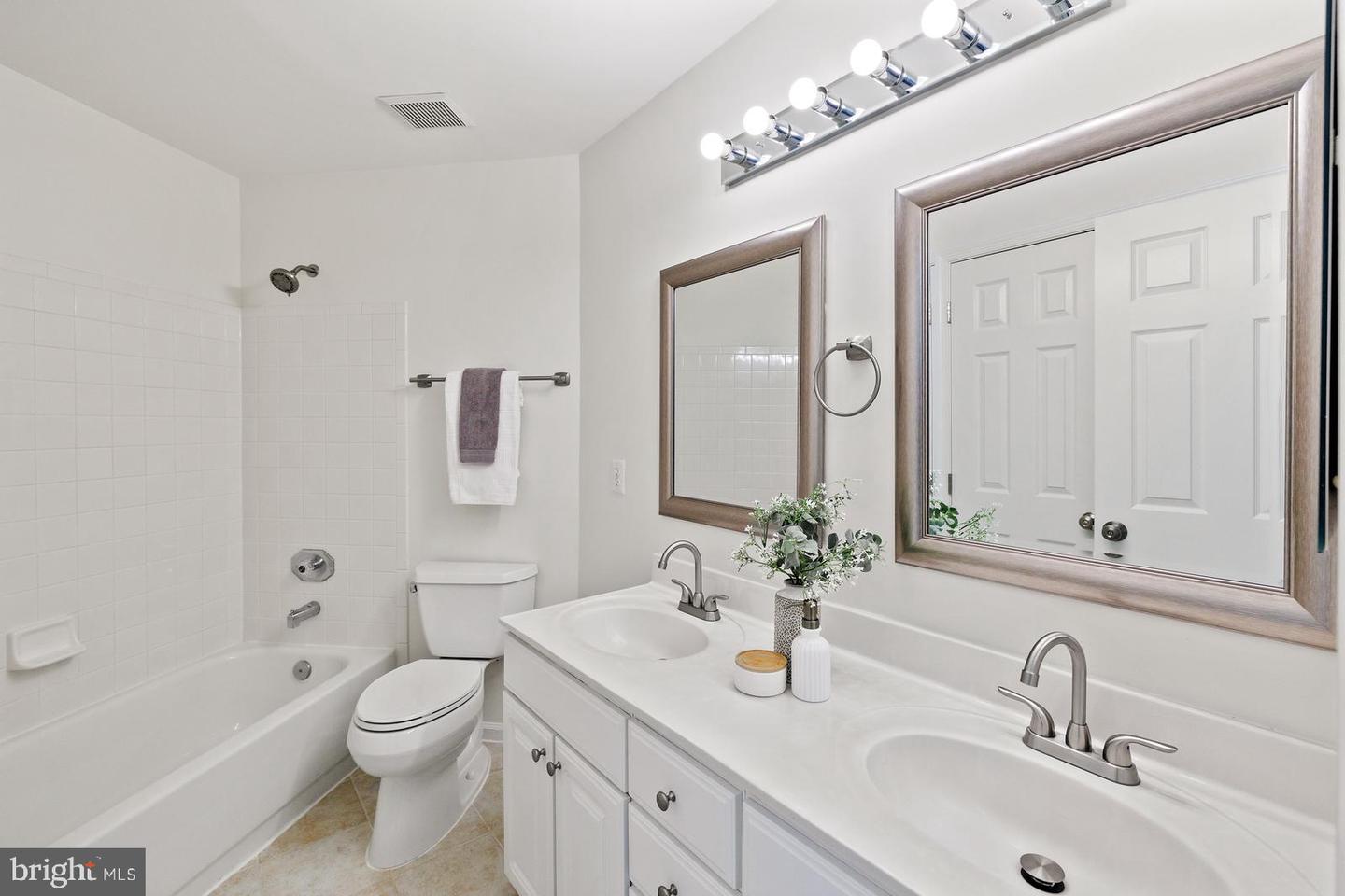 3110 White Daisy Pl