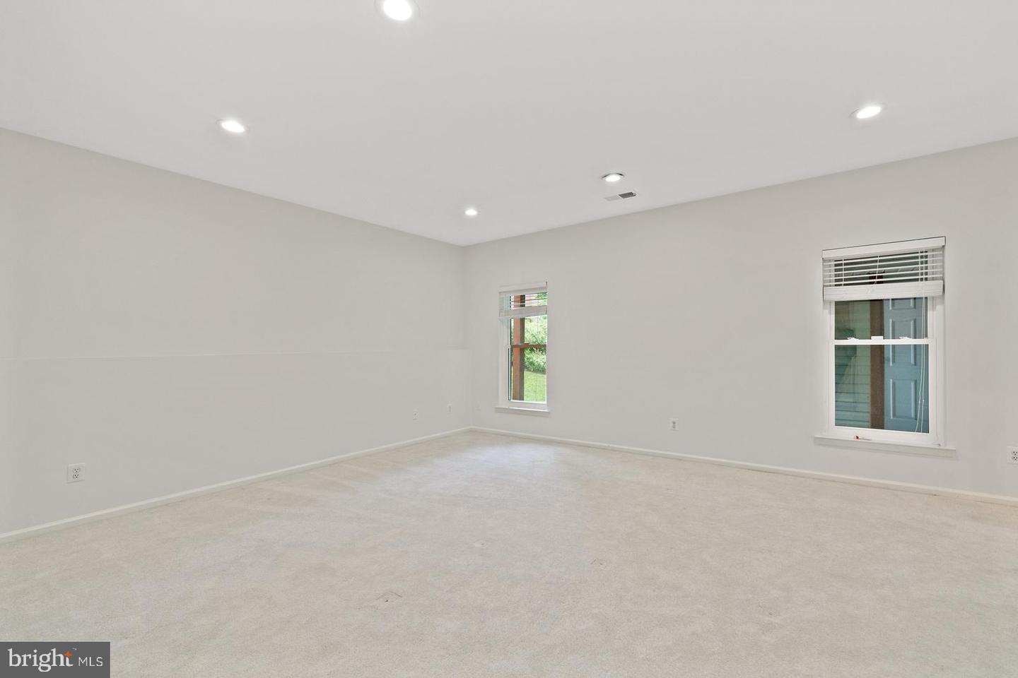 3110 White Daisy Pl