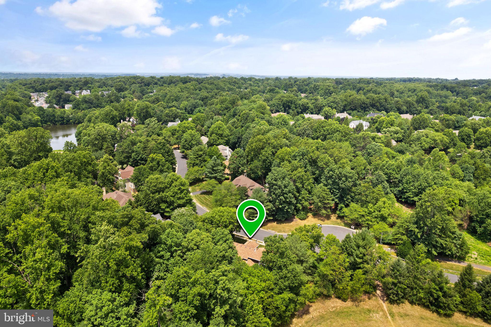 11301 Bright Pond Ln