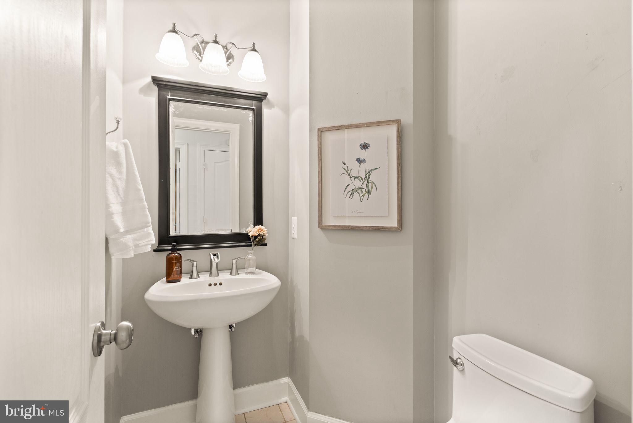 11301 Bright Pond Ln