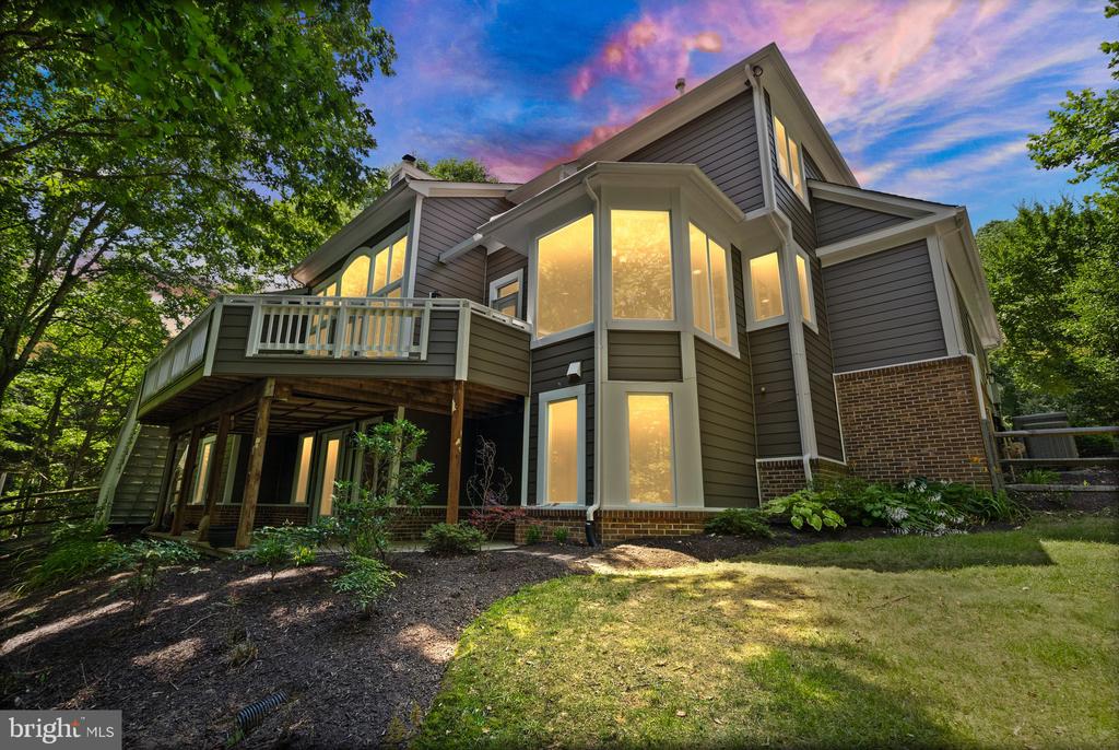 11301 Bright Pond Ln