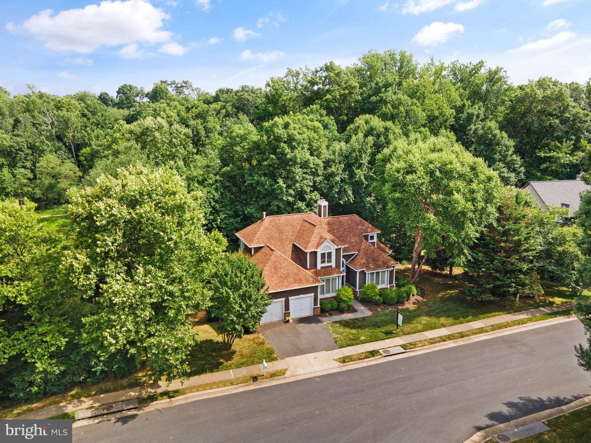 11301 Bright Pond Ln