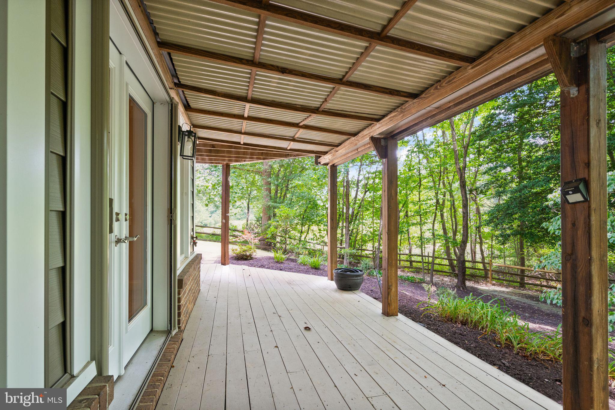 11301 Bright Pond Ln