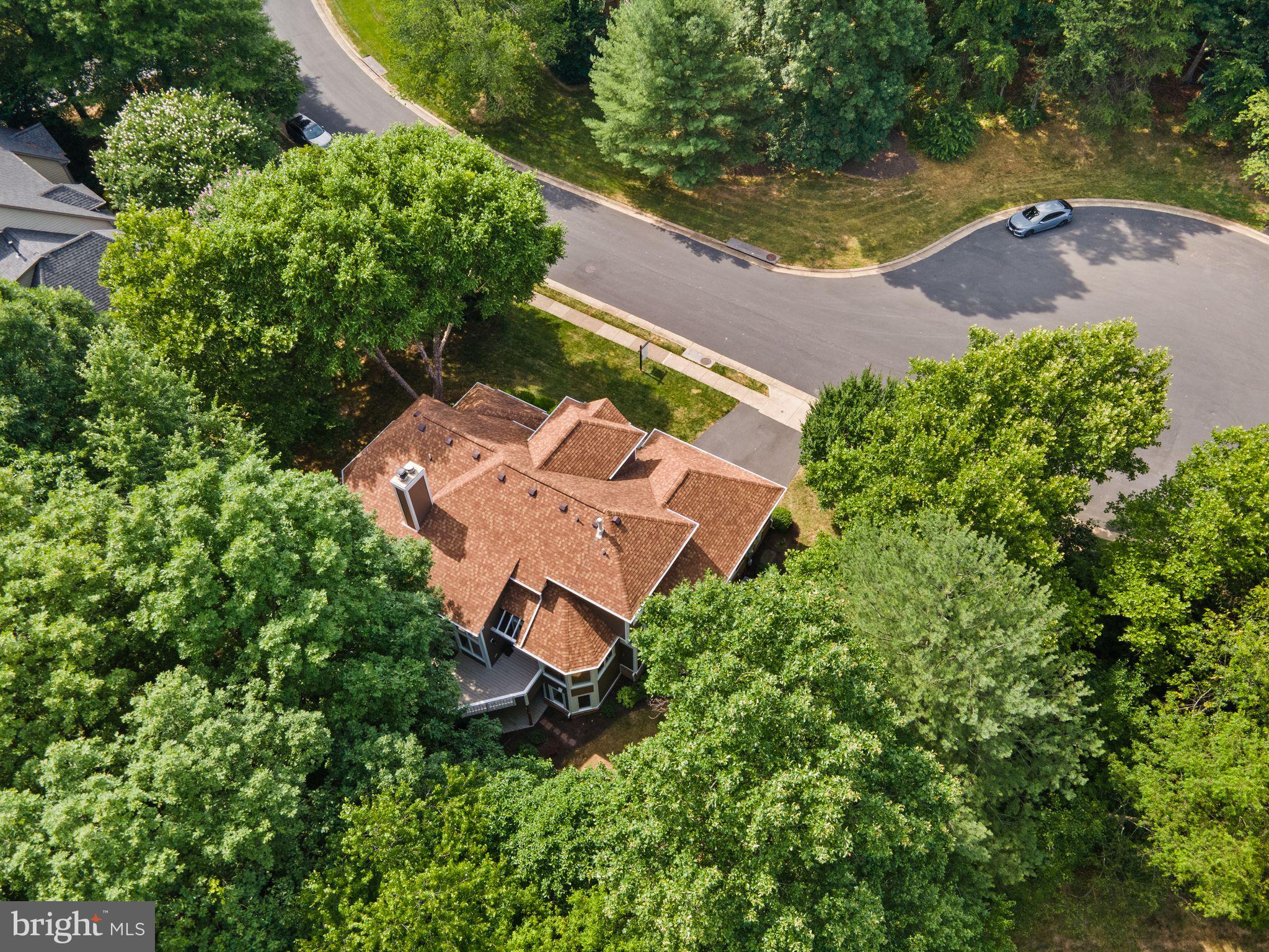 11301 Bright Pond Ln