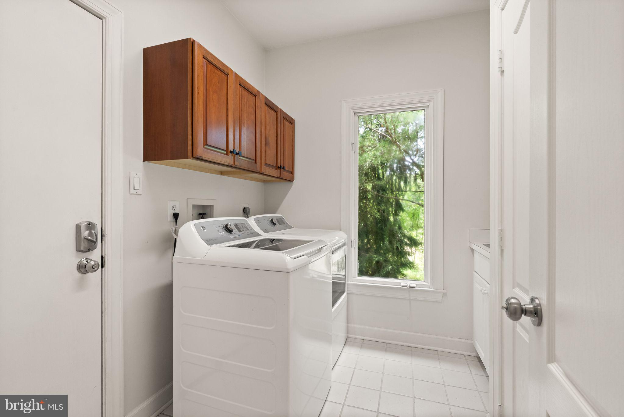 11301 Bright Pond Ln