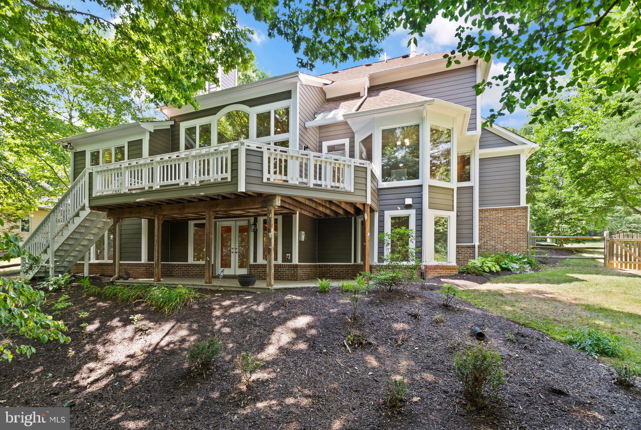 11301 Bright Pond Ln