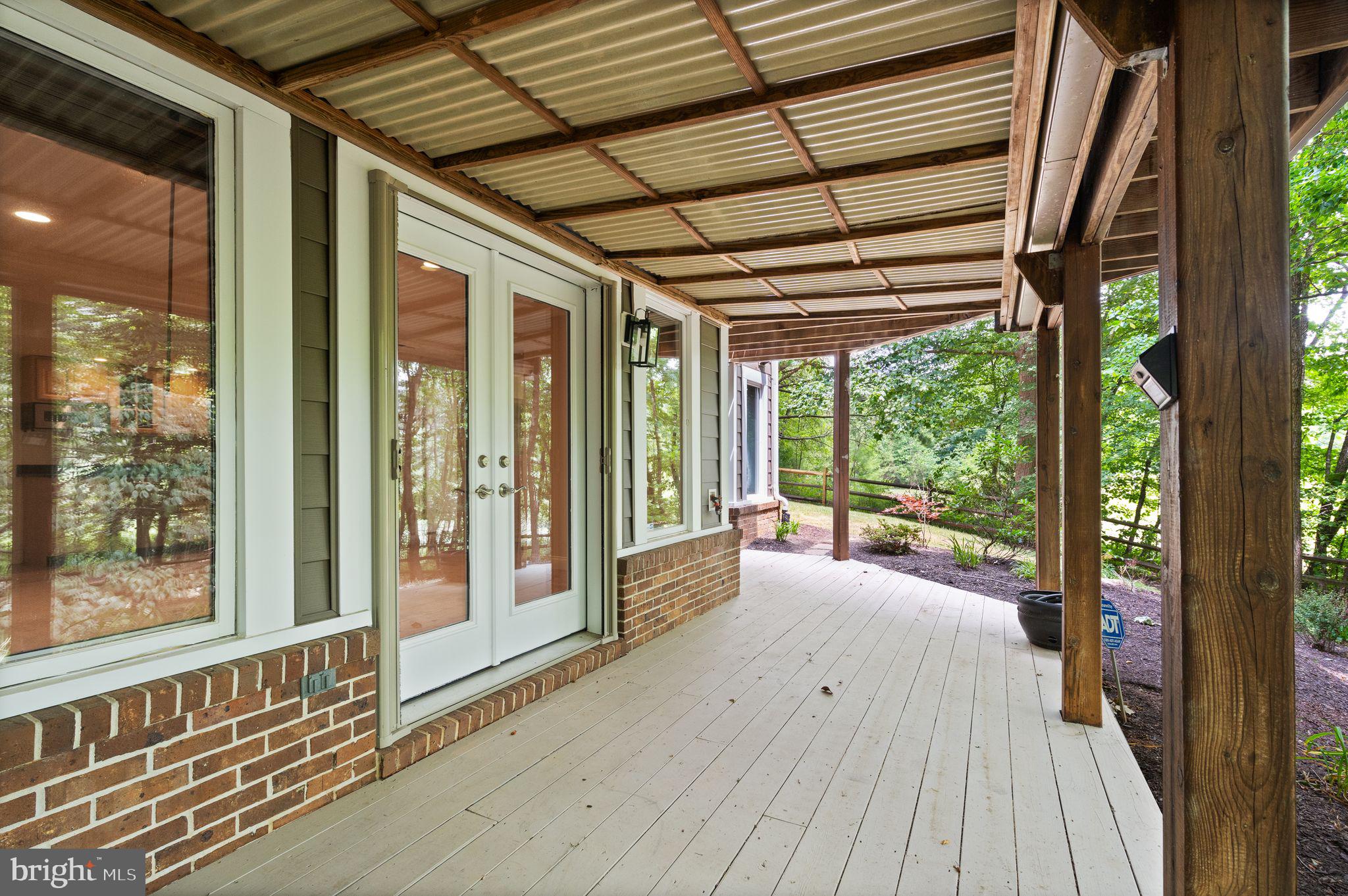 11301 Bright Pond Ln