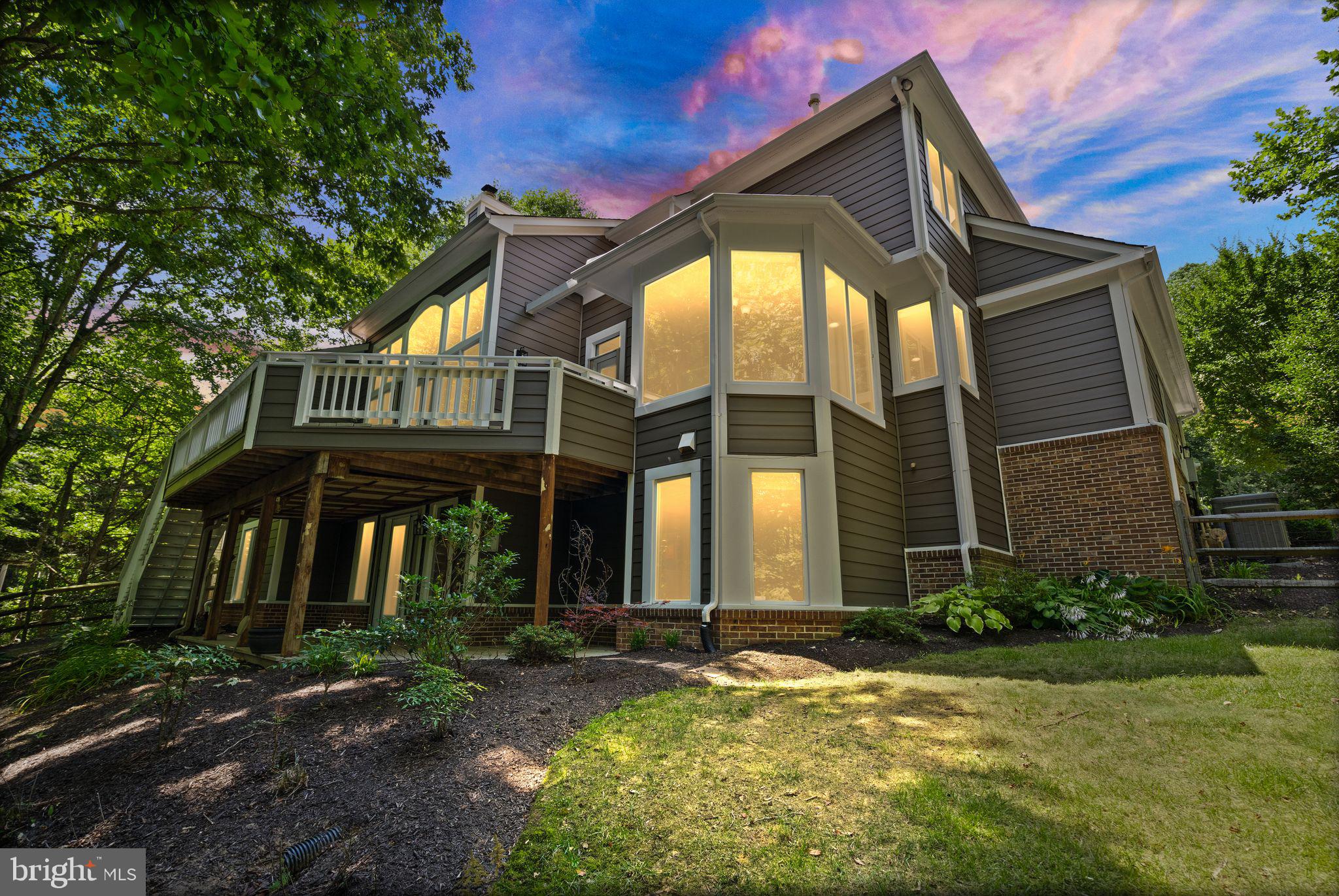 11301 Bright Pond Ln