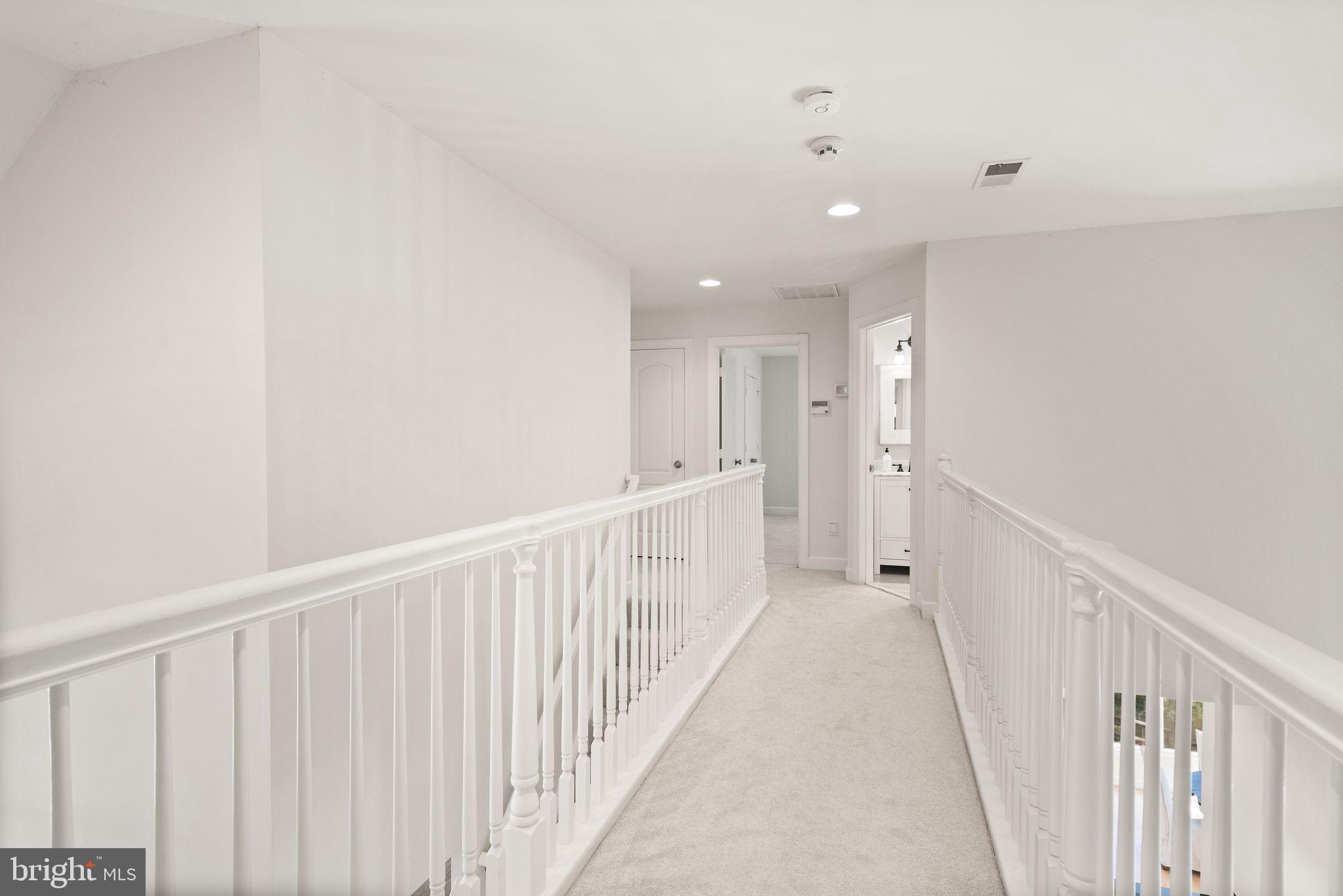 11301 Bright Pond Ln