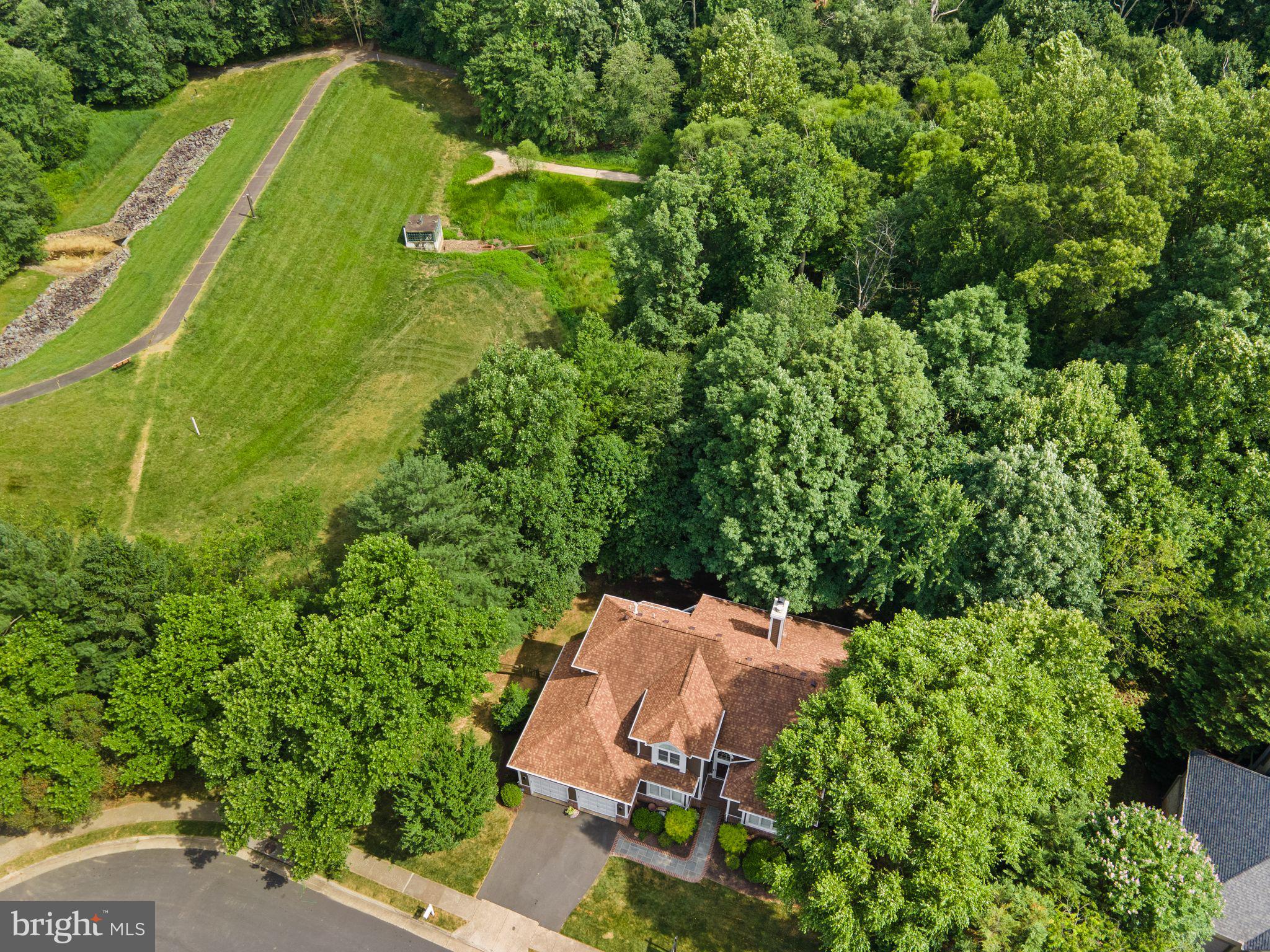 11301 Bright Pond Ln