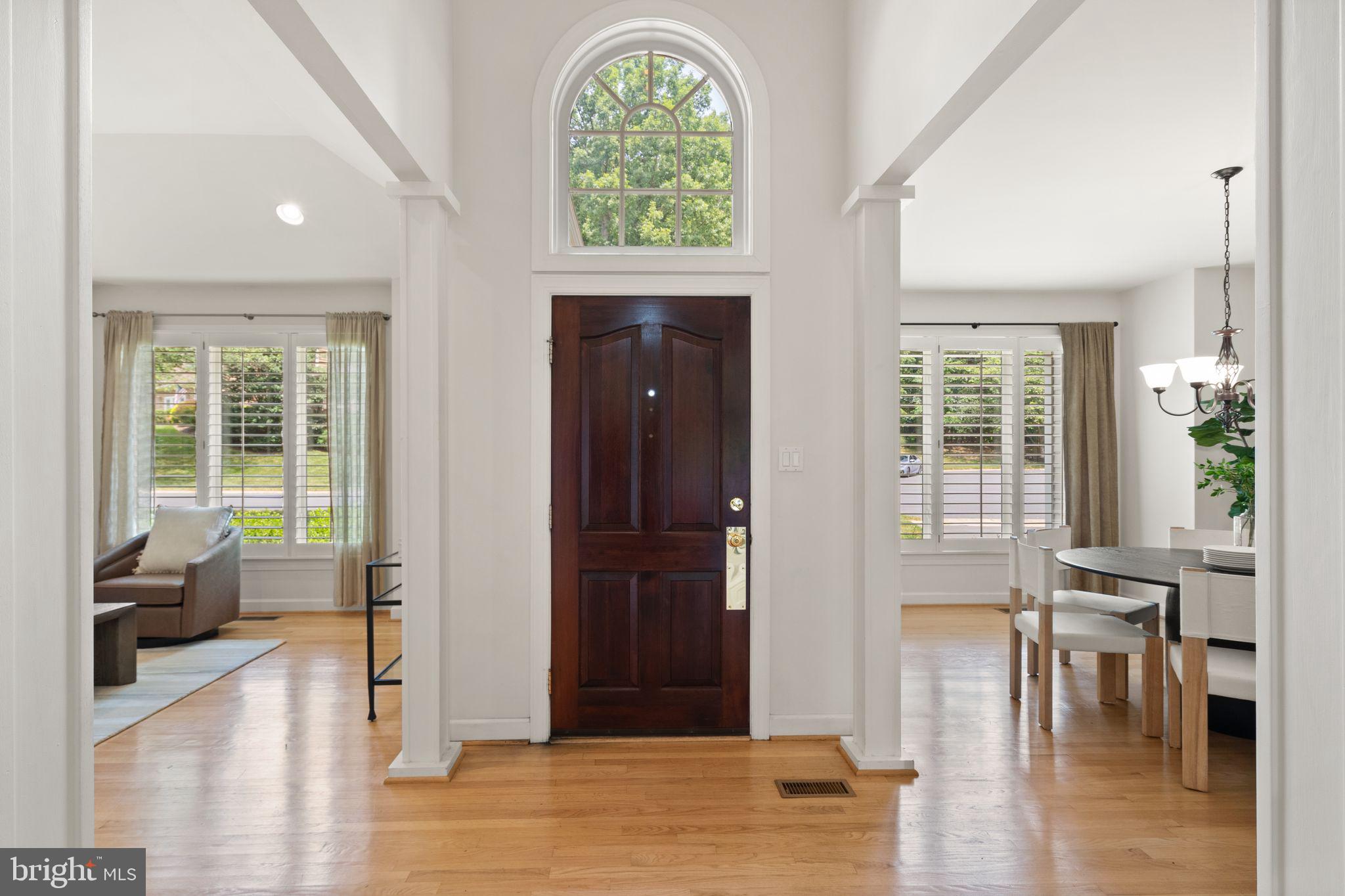 11301 Bright Pond Ln