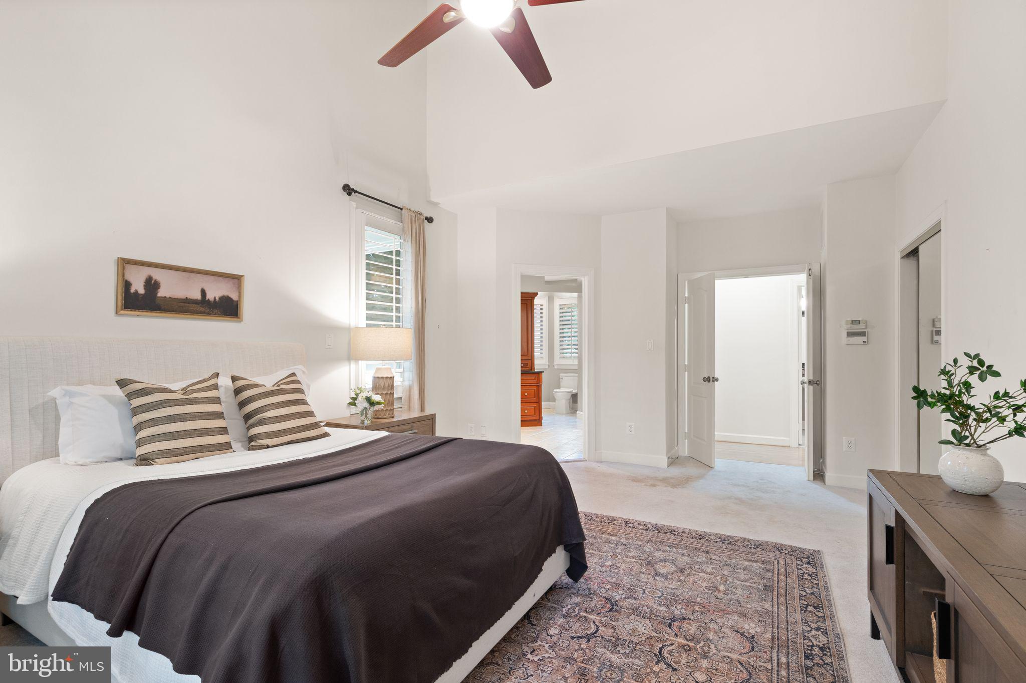 11301 Bright Pond Ln