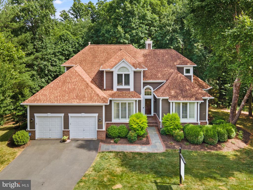 11301 Bright Pond Ln