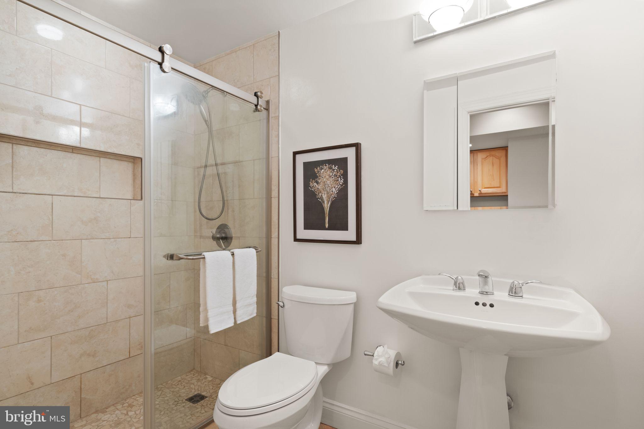 11301 Bright Pond Ln