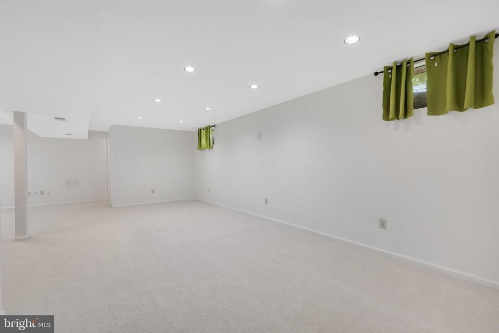 12901 Tarragon Ct