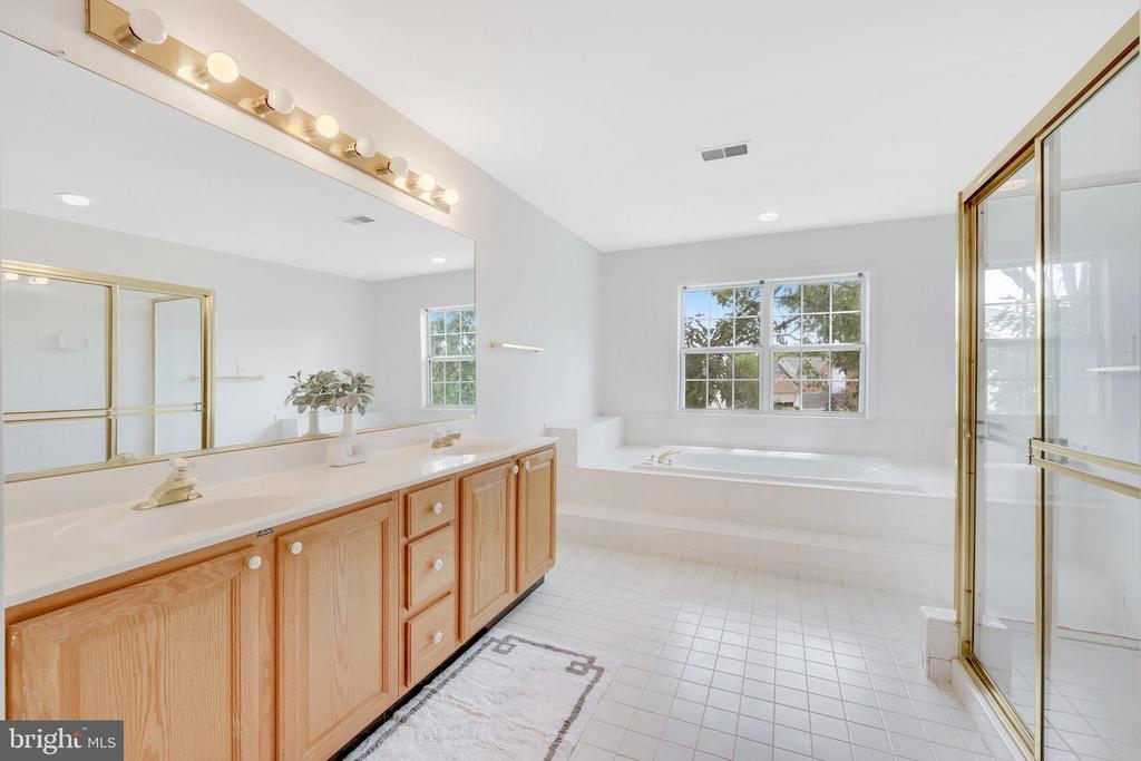 12901 Tarragon Ct