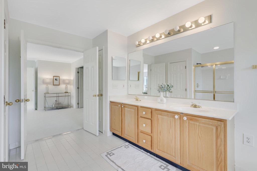 12901 Tarragon Ct