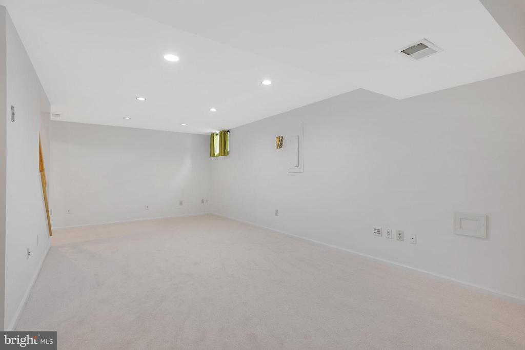 12901 Tarragon Ct