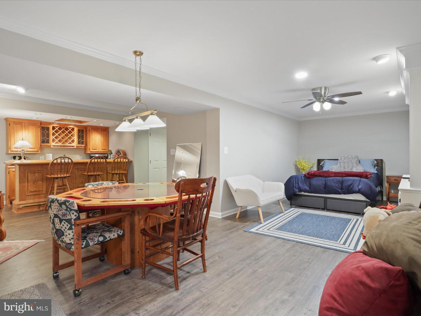 5200 Honeysuckle Ct