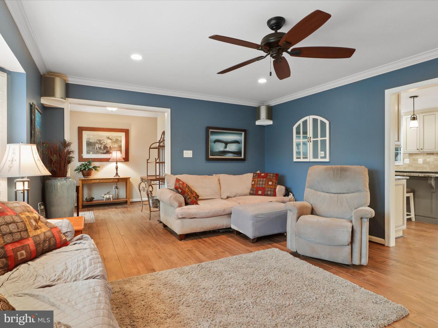 5200 Honeysuckle Ct