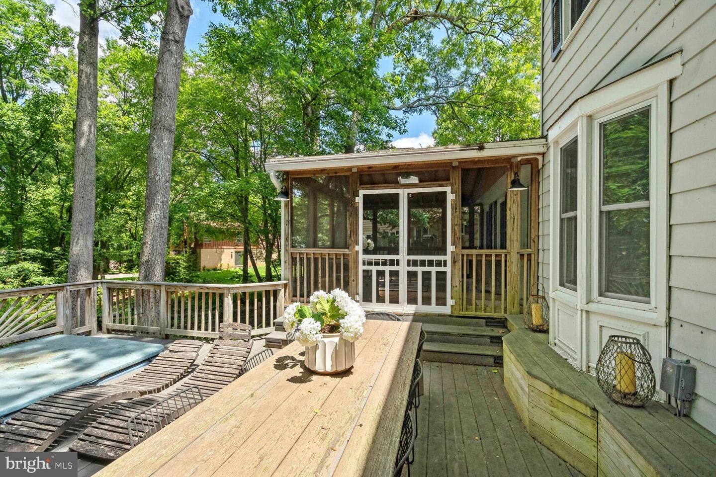11122 Timberhead Ln