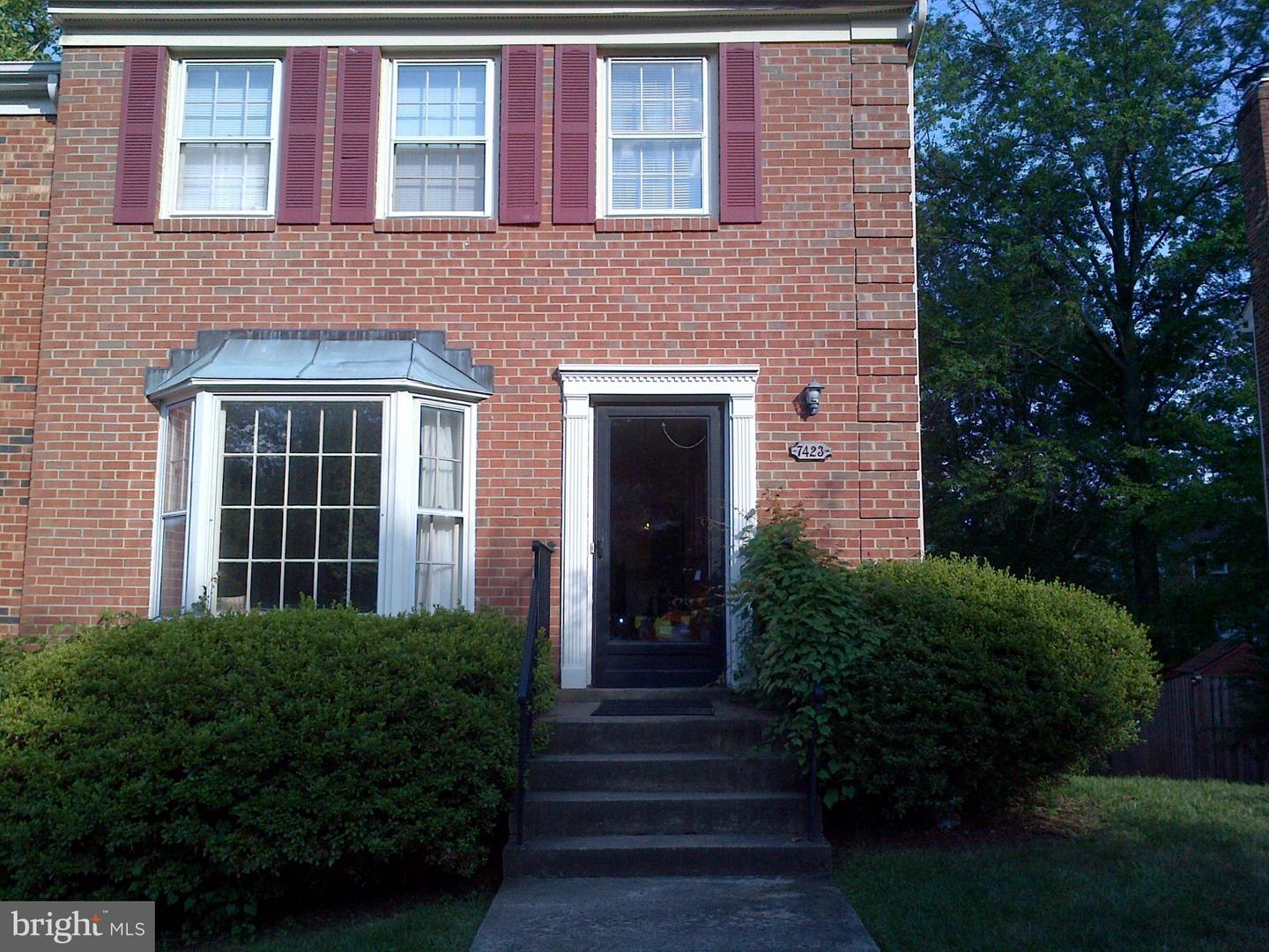 7423 CHUMMLEY CT