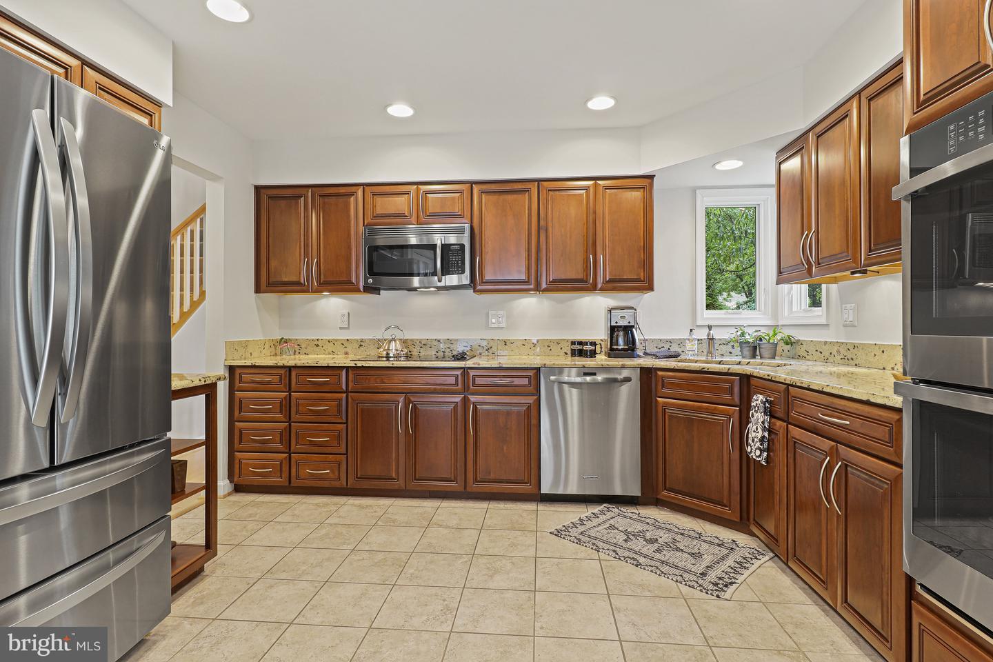 1318 Wedgewood Manor Way