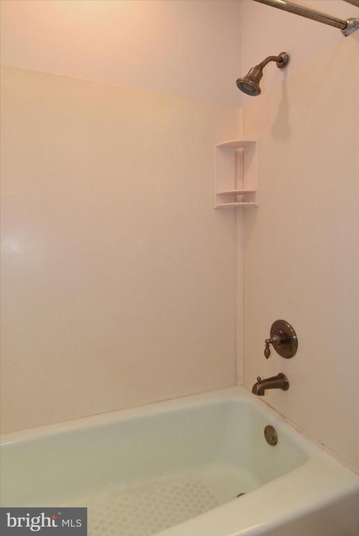 9910 Longford Ct