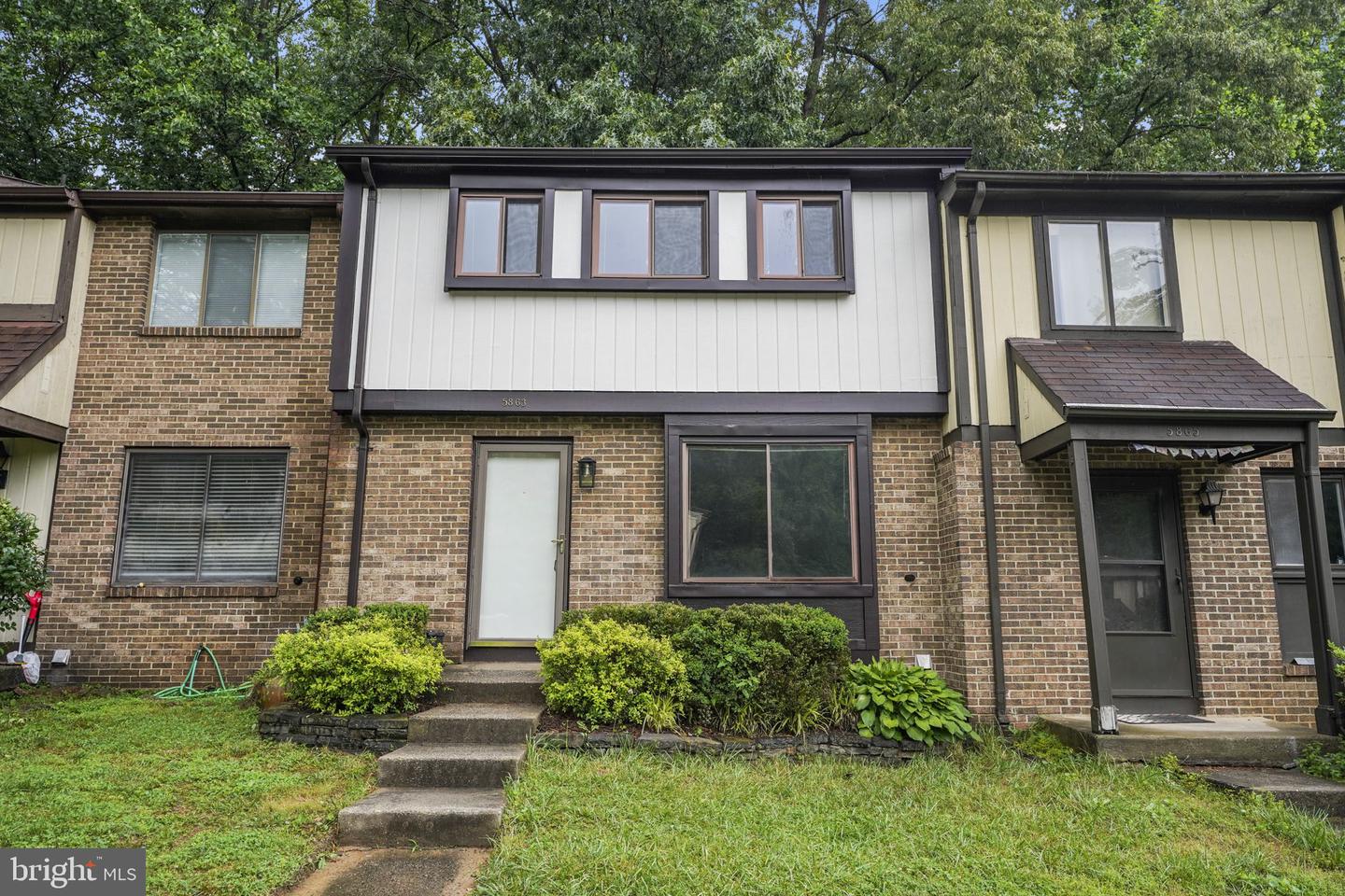 5863 JACKSONS OAK CT