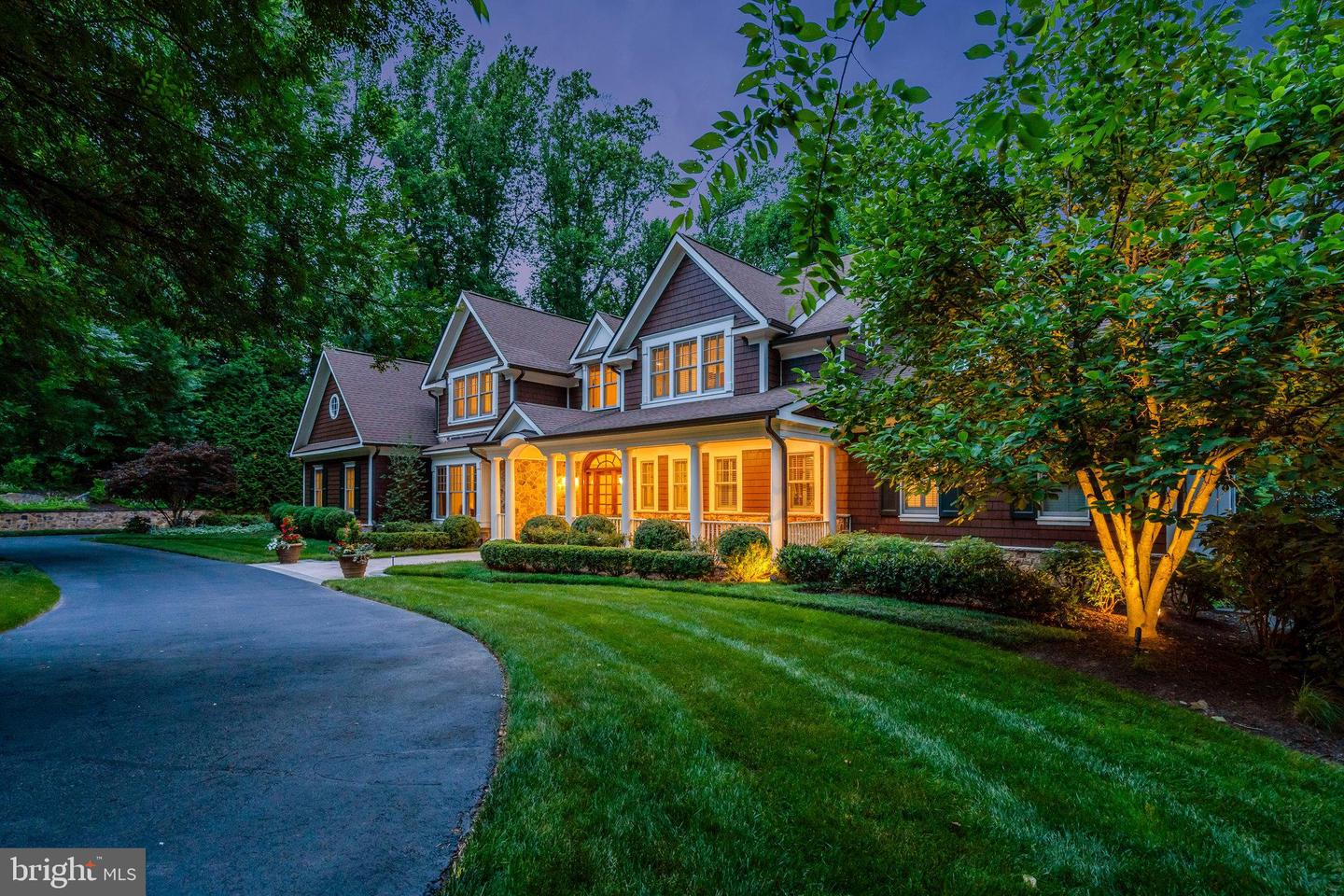 835 Whann Ave