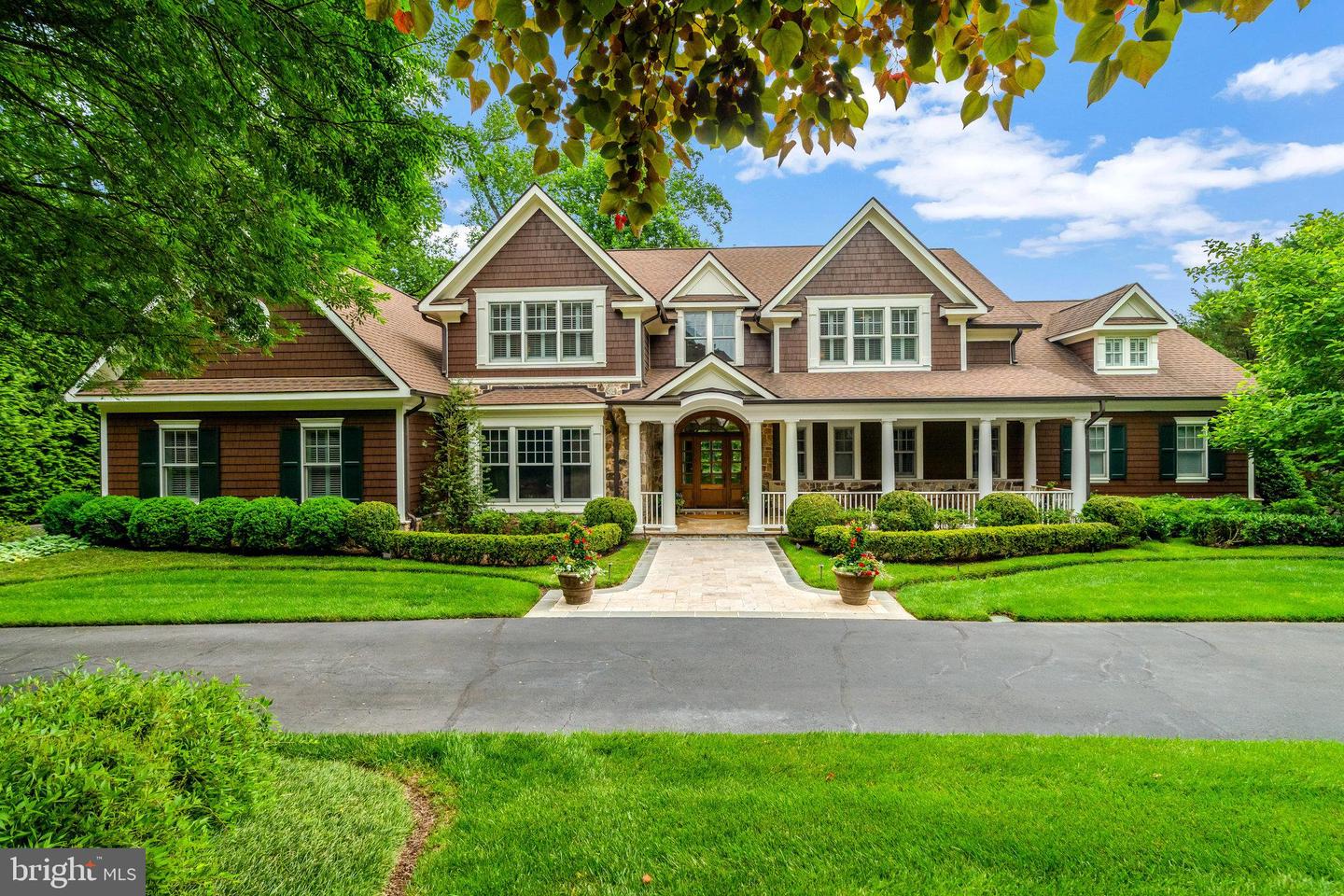 835 Whann Ave