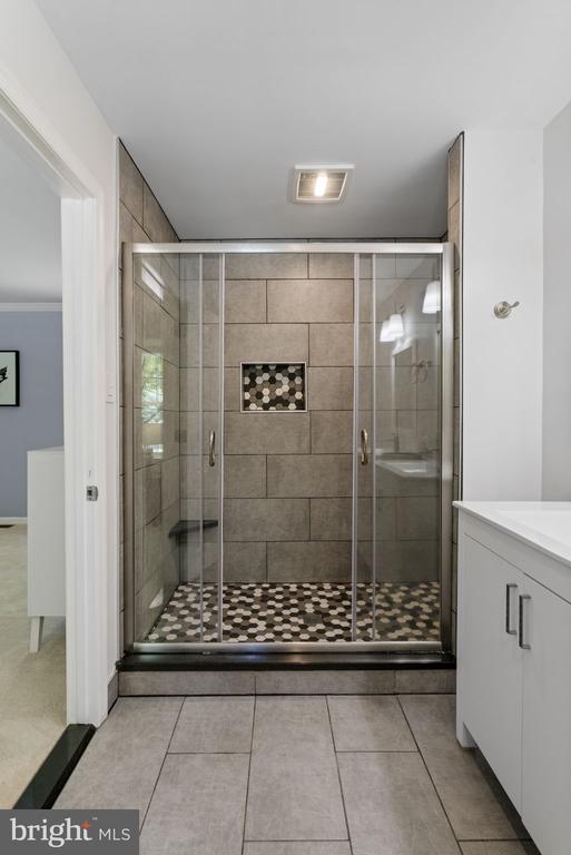5051 Rapidan Pl