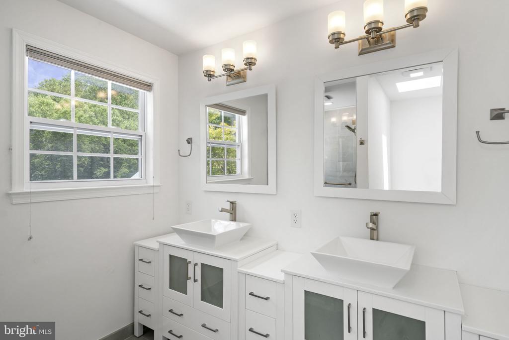 5051 Rapidan Pl