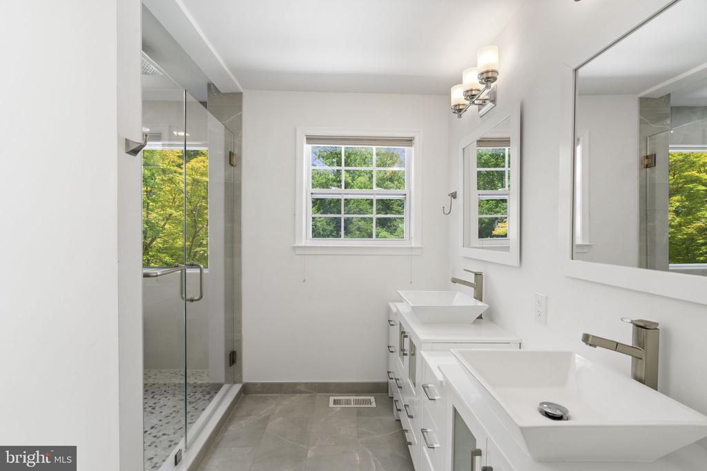 5051 Rapidan Pl