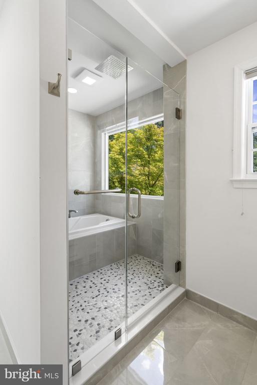 5051 Rapidan Pl