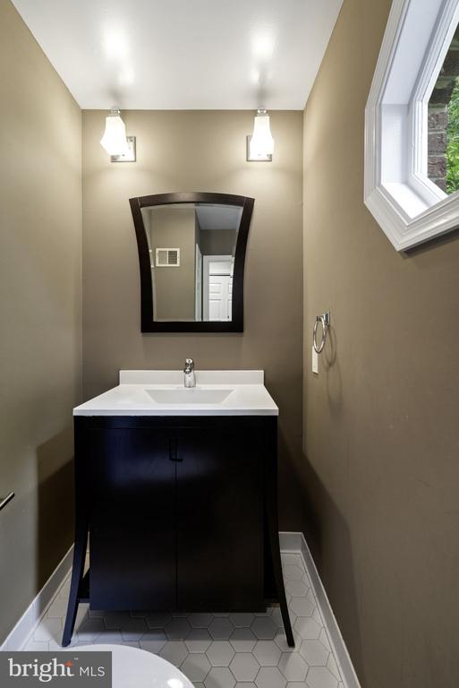 5051 Rapidan Pl