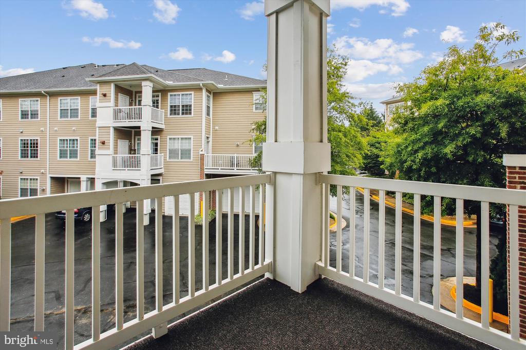 7880 Rolling Woods Ct #305