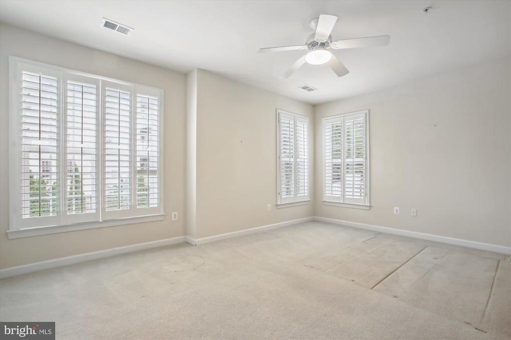 7880 Rolling Woods Ct #305
