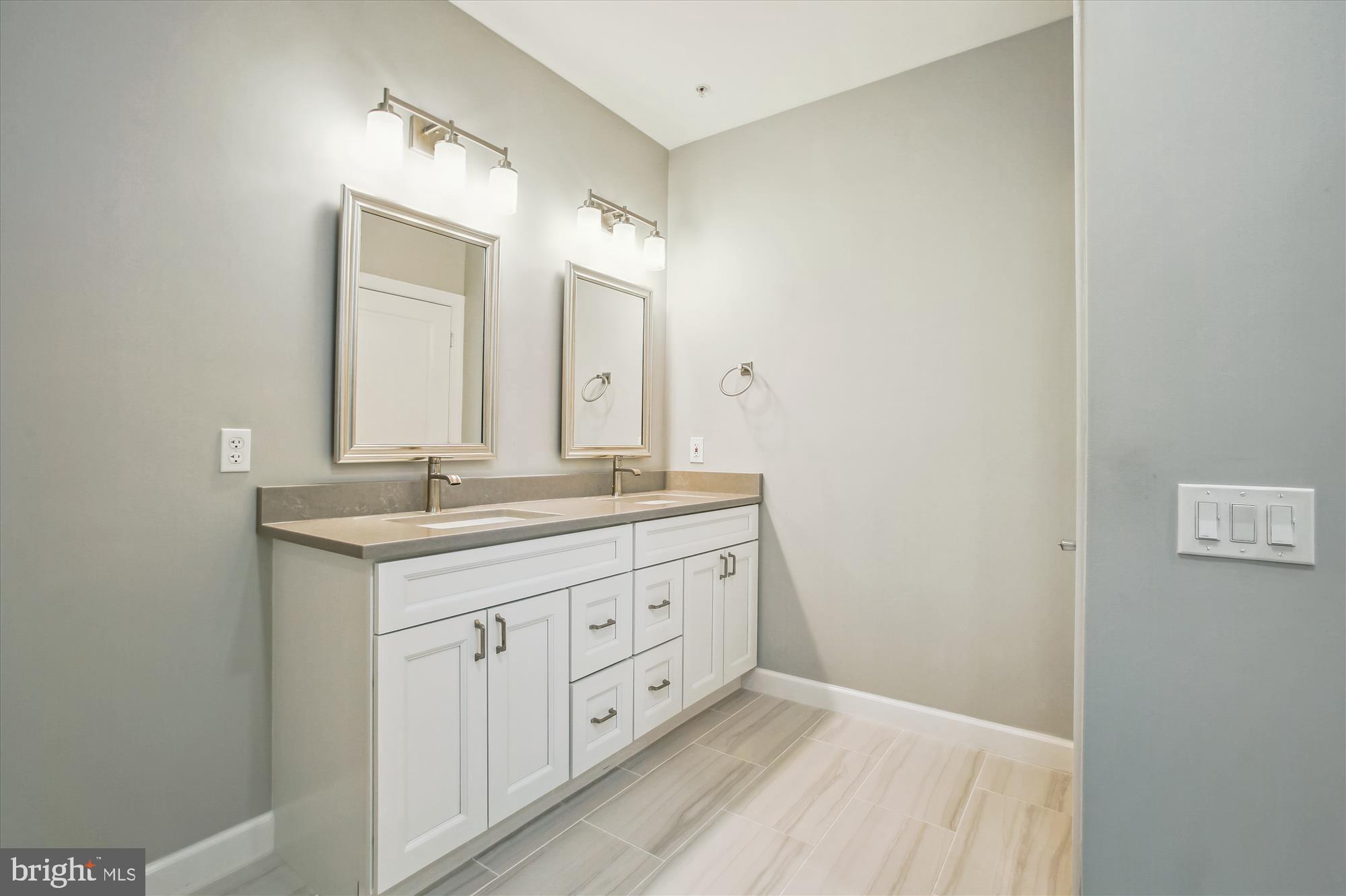 7880 Rolling Woods Ct #305